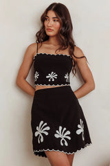 Flower Embroidery Cropped Top Black
